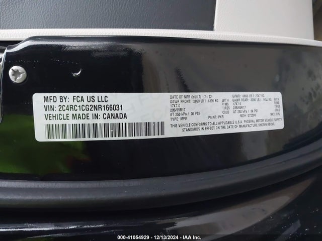2C4RC1CG2NR166031 Chrysler Voyager Lx