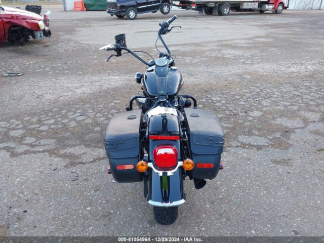 2018 HARLEY-DAVIDSON FLHCS 1HD1YBK16JC063178 Photo 5
