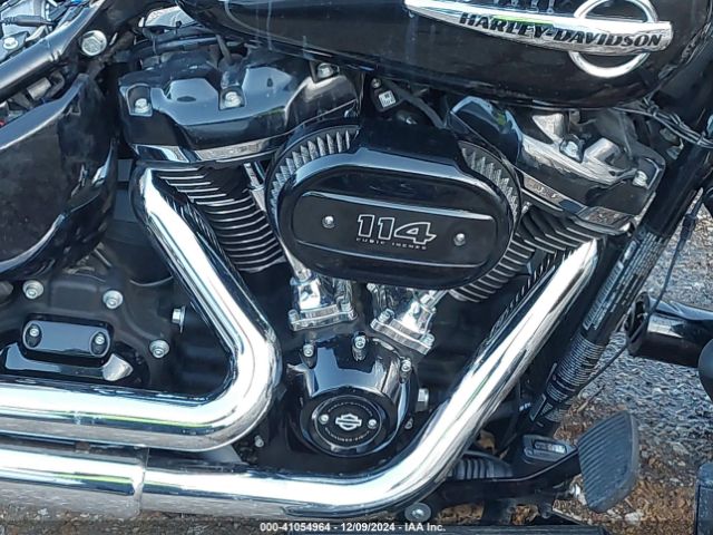 2018 HARLEY-DAVIDSON FLHCS 1HD1YBK16JC063178 Photo 7