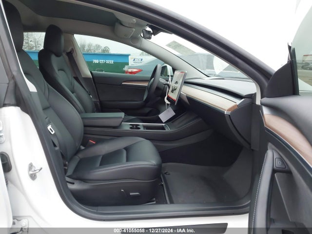 2022 TESLA MODEL 3 5YJ3E1EB8NF173966 Photo 4