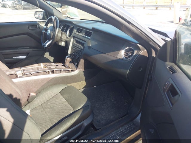 Ford Mustang V6 2014 1ZVBP8AM4E5257190 Image 5