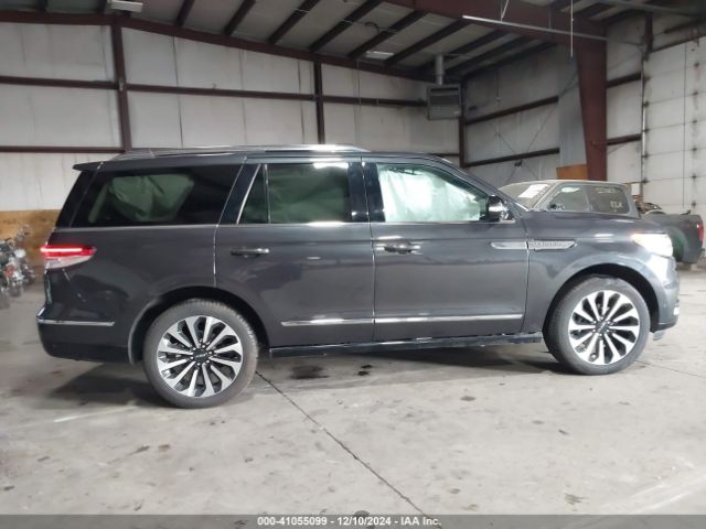 5LMJJ2LG9REL04295 Lincoln Navigator Reserve