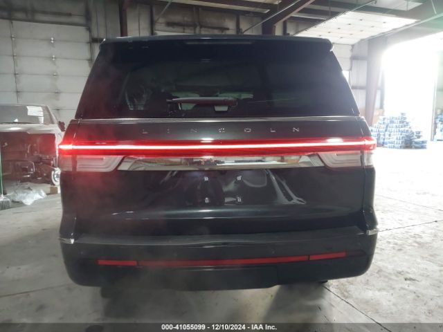 5LMJJ2LG9REL04295 Lincoln Navigator Reserve