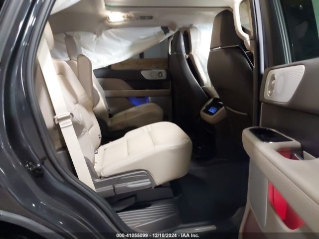5LMJJ2LG9REL04295 Lincoln Navigator Reserve