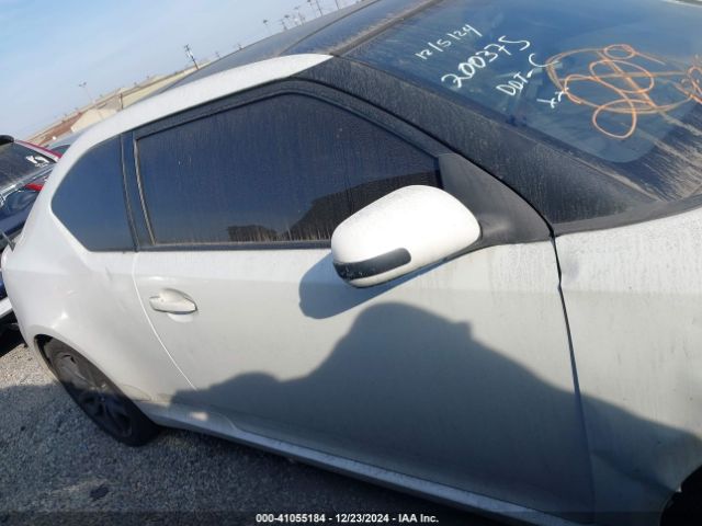 JTKJF5C7XFJ001967 Scion TC