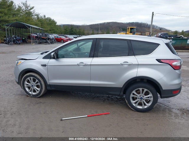 Ford ESCAPE SE 2017 1FMCU9GD1HUC06104 Image 15