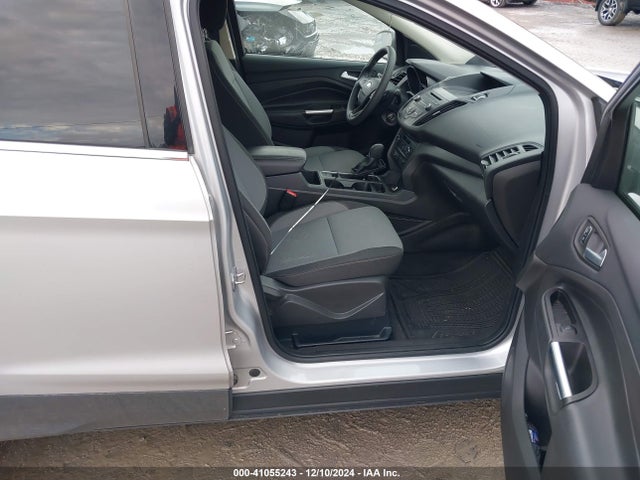 Ford ESCAPE SE 2017 1FMCU9GD1HUC06104 Image 5