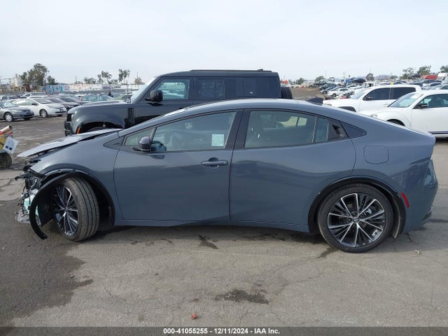 JTDACAAU9R3023632 Toyota Prius Limited
