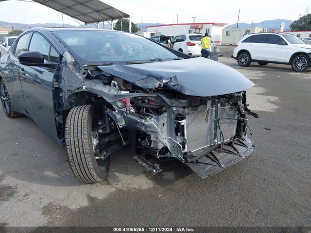 JTDACAAU9R3023632 Toyota Prius Limited