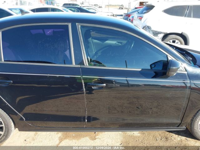 3VWD17AJ2GM397133 Volkswagen Jetta 1.8t Sport