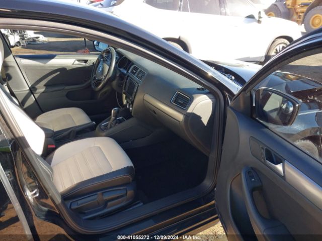 3VWD17AJ2GM397133 Volkswagen Jetta 1.8t Sport
