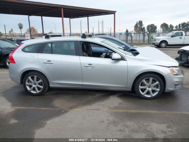 YV140MEK1G1290010 Volvo V60 T5 Drive-e Premier