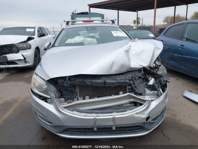 YV140MEK1G1290010 Volvo V60 T5 Drive-e Premier