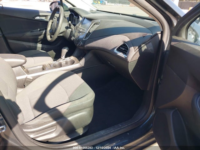 Aukcja sprzedaży 2017 Chevrolet Cruze Lt Auto, vin: 1G1BE5SM7H7263217, numer aukcji: 41055283