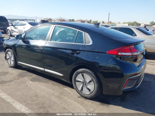 KMHC75LC1MU256055 Hyundai Ioniq Hybrid Se