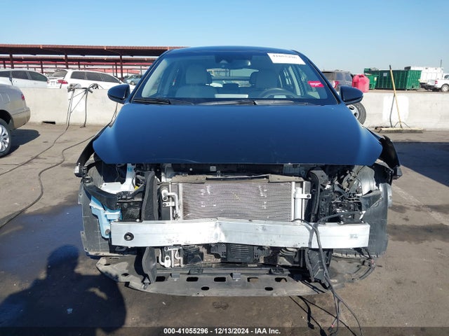 KMHC75LC1MU256055 Hyundai Ioniq Hybrid Se