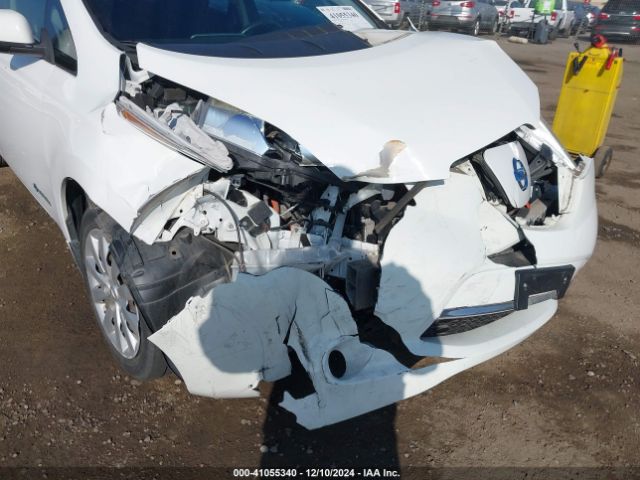 1N4AZ0CP0FC303084 Nissan LEAF S