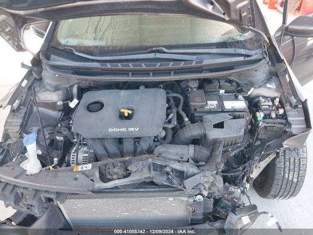 KIA FORTE LX 2017 3KPFK4A79HE156497 Image 10