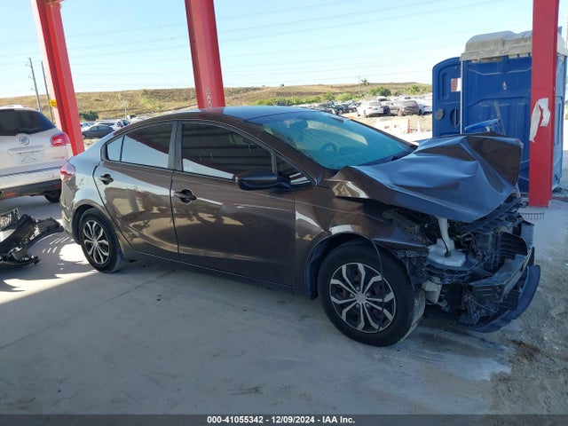 KIA FORTE LX 2017 3KPFK4A79HE156497 Image 14