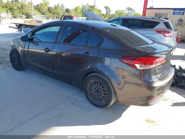 KIA FORTE LX 2017 3KPFK4A79HE156497 Image 3