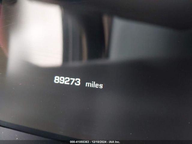 2012 JAGUAR XJ SAJWA2GBXCLV25839 Photo 6