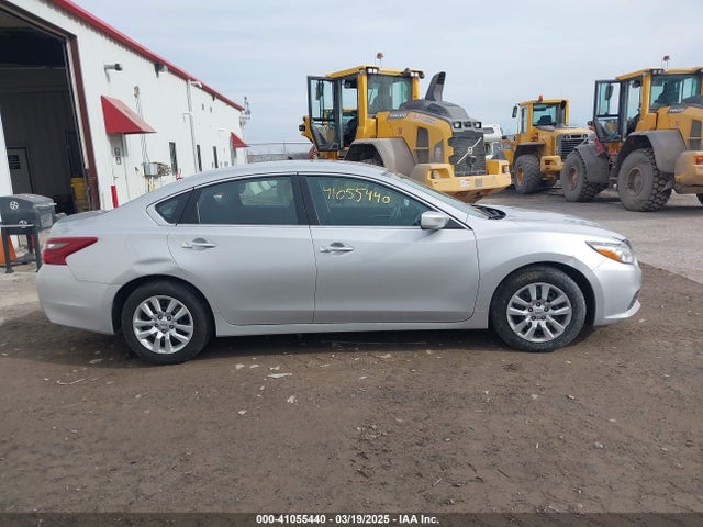 Nissan Altima 2.5 S 2018 1N4AL3AP0JC199730 Image 14