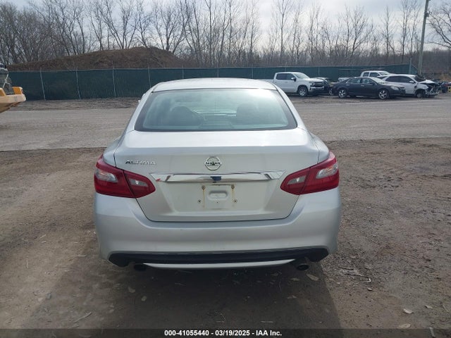 Nissan Altima 2.5 S 2018 1N4AL3AP0JC199730 Image 17