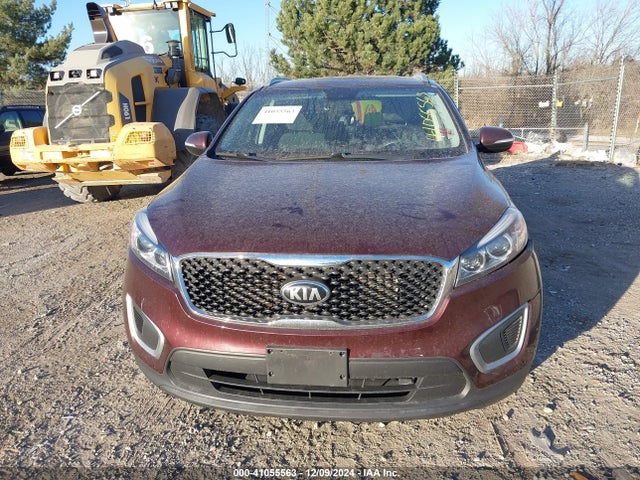 5XYPGDA52HG324164 KIA Sorento 3.3l Lx