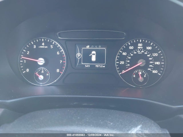 5XYPGDA52HG324164 KIA Sorento 3.3l Lx