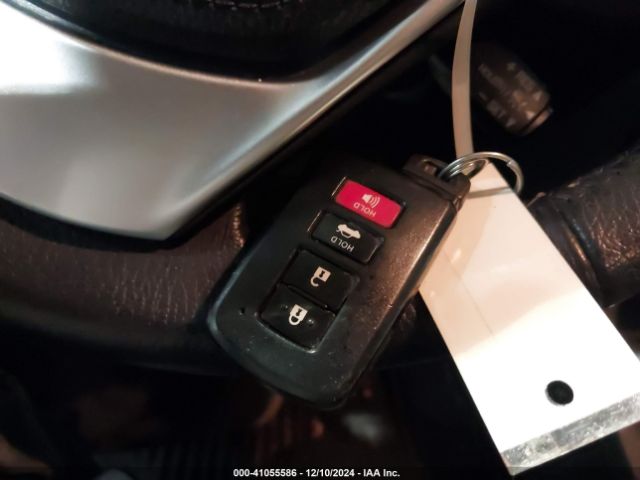 2T1BURHE2JC985314 Toyota Corolla Xse