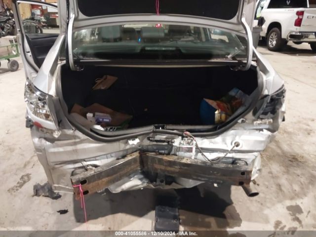 2T1BURHE2JC985314 Toyota Corolla Xse