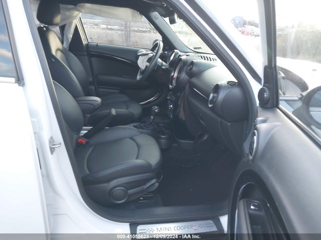 2013 MINI COUNTRYMAN WMWZC5C5XDWP33739 Photo 4