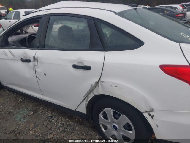 1FADP3E26GL241293 Ford FOCUS S