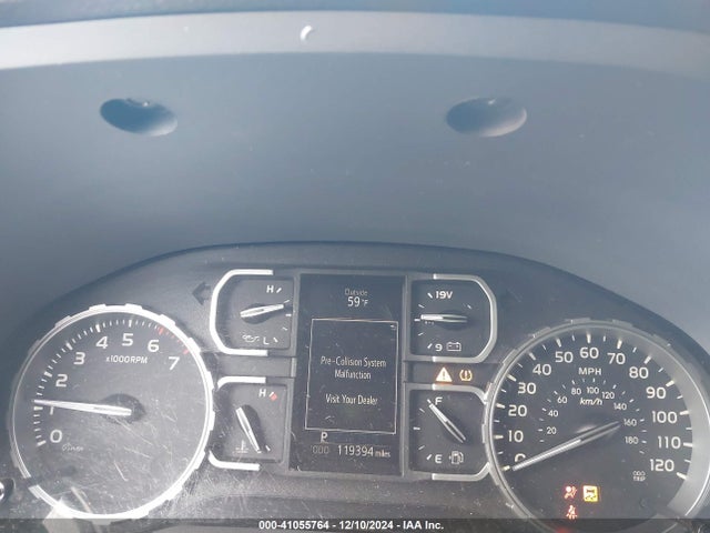 5TFEM5F18JX127742 Toyota Tundra Sr5 4.6l V8