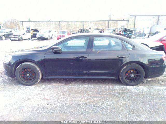 1VWAT7A38FC073585 Volkswagen Passat 1.8t S