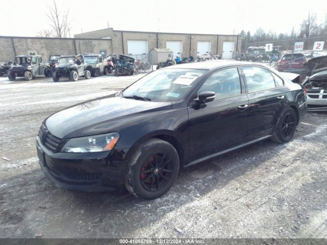 1VWAT7A38FC073585 Volkswagen Passat 1.8t S
