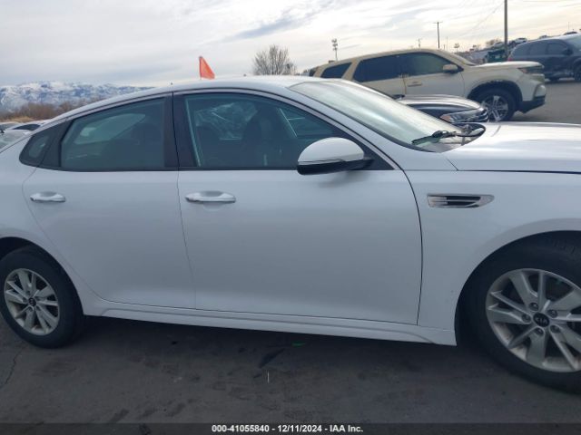 5XXGT4L38JG199253 KIA Optima Lx