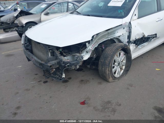 5XXGT4L38JG199253 KIA Optima Lx