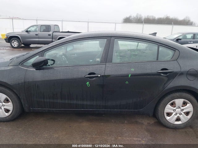 KIA FORTE LX 2017 3KPFK4A71HE047550 Image 14
