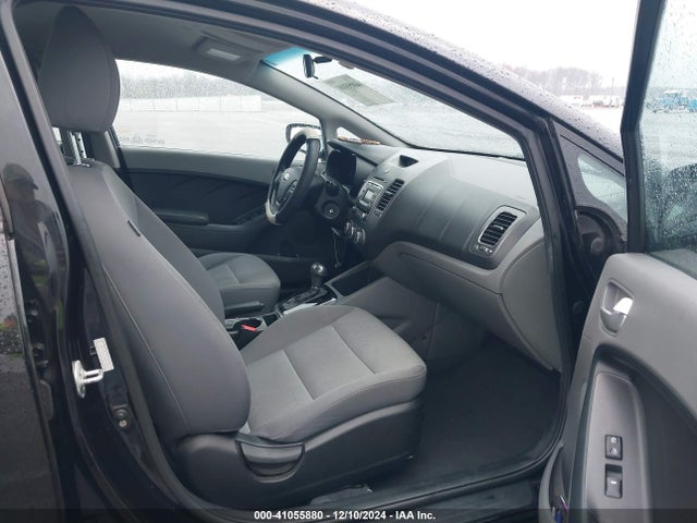 KIA FORTE LX 2017 3KPFK4A71HE047550 Image 5