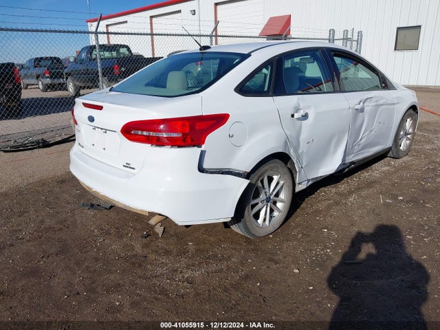 Ford FOCUS SE 2016 1FADP3F24GL290815 Image 4