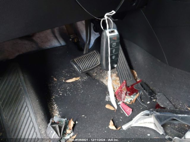 KNDJP3A5XE7040323 KIA SOUL +