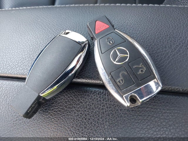 55SWF4JB8JU276153 Mercedes-Benz C 300