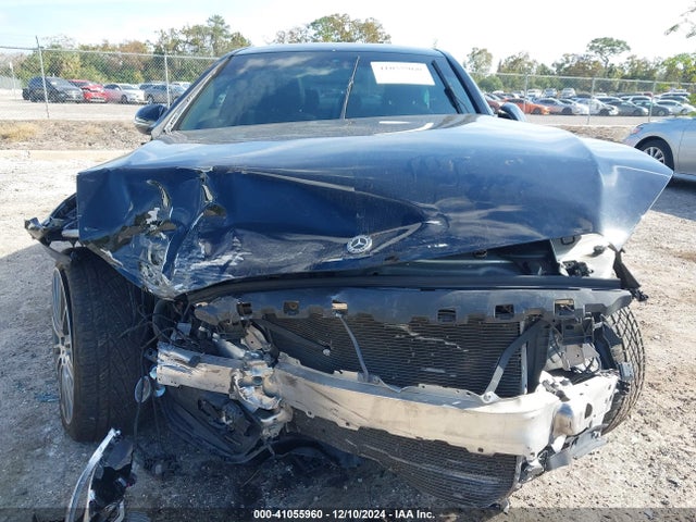 55SWF4JB8JU276153 Mercedes-Benz C 300