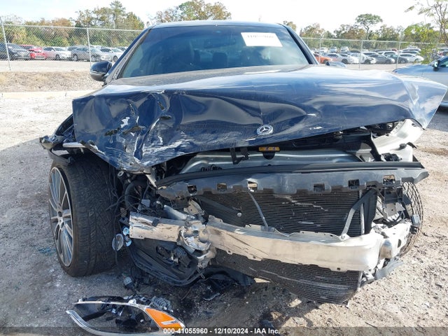 55SWF4JB8JU276153 Mercedes-Benz C 300