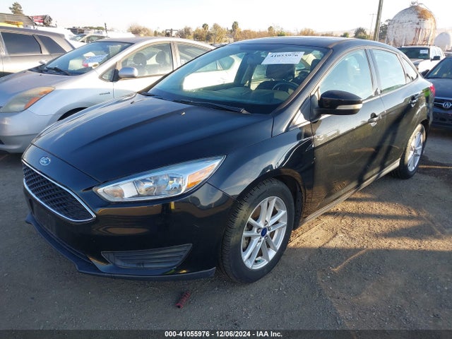 Ford FOCUS SE 2015 1FADP3F24FL295575 Image 2