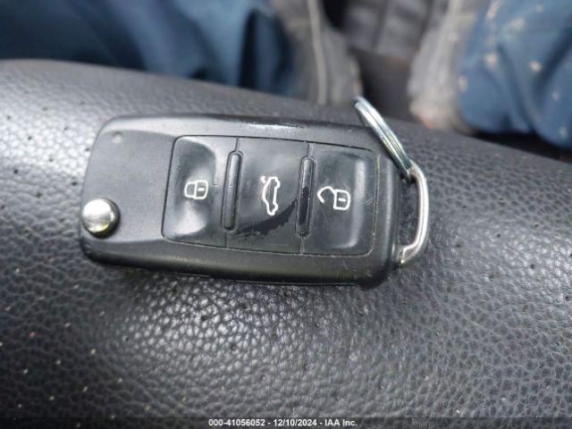 WVGBV7AX2GW587643 Volkswagen TIGUAN S