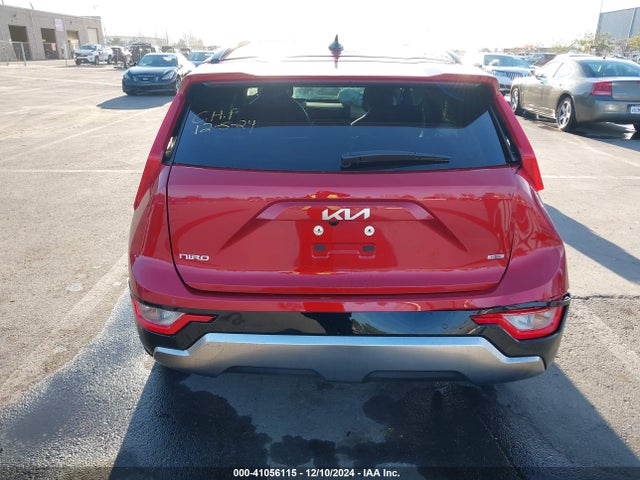 KNDCR3LE4R5142833 KIA Niro Ex Touring