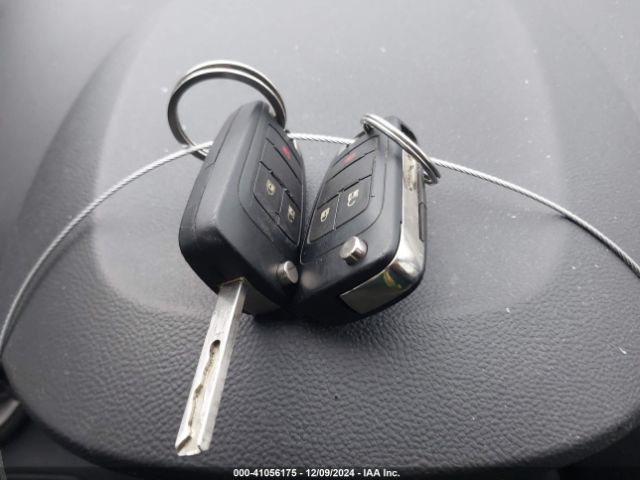 3GNCJKSB9JL259666 Chevrolet TRAX LS