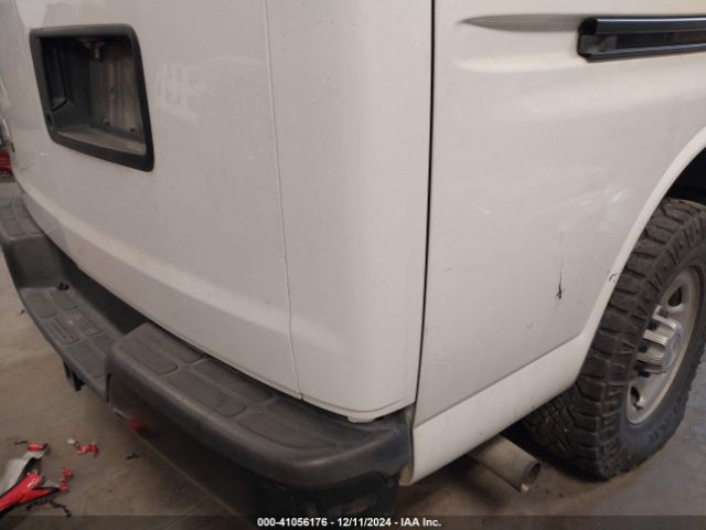 1GCWGAFF8H1209855 Chevrolet Express 2500 Work Van
